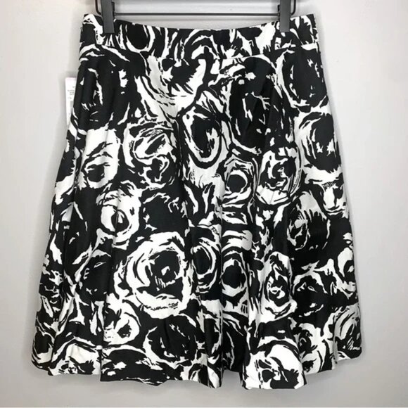 NEW AK Anne Klein Stretch Rose Textured Knee Length Mid Pleats Aspen Skirt NWT 4 - Picture 1 of 2